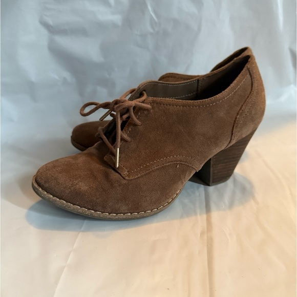 Dr. Scholl's Shoes - Dr. Scholl's "Cheer" Women's Size 6 Brown Faux Suede Lace Up Ankle Booties Shoes
